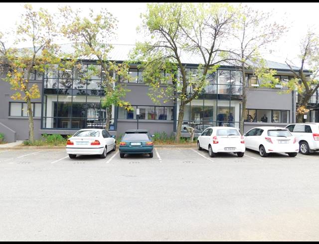 333M² OFFICE FOR SALE IN WOODMEAD